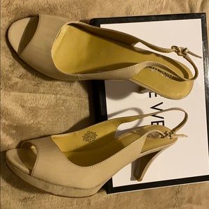 Cute heels never wore